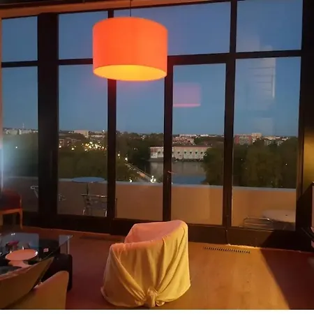 Loft Vue Fleuve Garonne Parking Gratuit Lägenhet