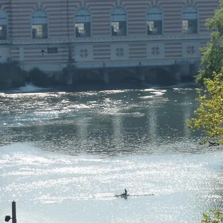 Apartment Loft Vue Fleuve Garonne Parking Gratuit *