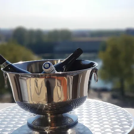 Lägenhet Loft Vue Fleuve Garonne Parking Gratuit Toulouse