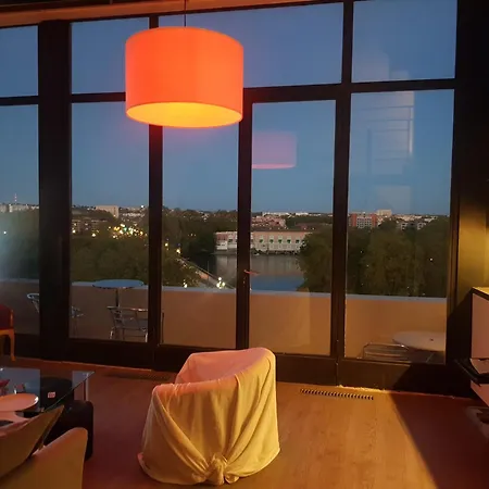 Loft Climatise Vue Fleuve Parking Gratuit Lägenhet *