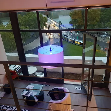 Loft Climatise Vue Fleuve Parking Gratuit Lägenhet Toulouse